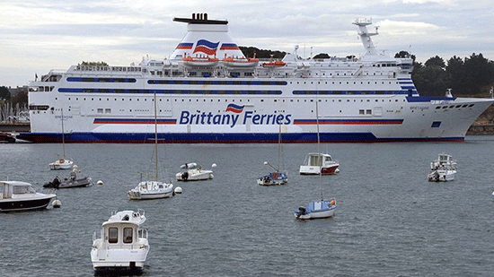 Sécurité: des patrouilles françaises déployées sur les ferries britanniques