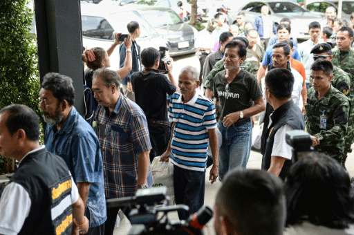 Attentats en Thaïlande: la police contredit l'armée et disculpe les 15 suspects