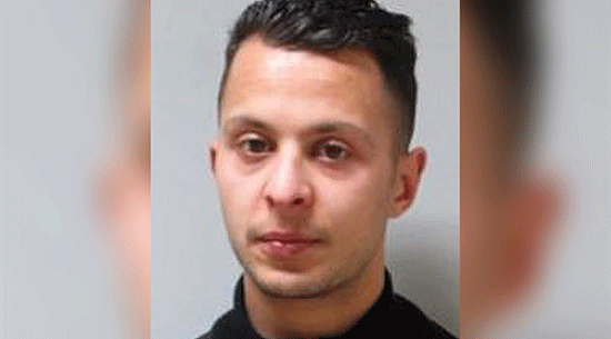 Attentats de Paris: devant le juge, Salah Abdeslam garde le silence

