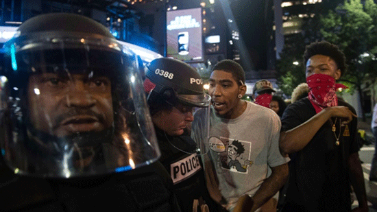 Charlotte: l'état d'urgence décrété suite à de violentes manifestations