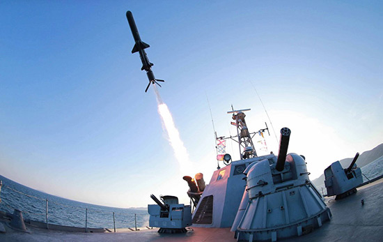 La Corée du Nord tire trois missiles balistiques au large de sa côte est, les USA condamnent.