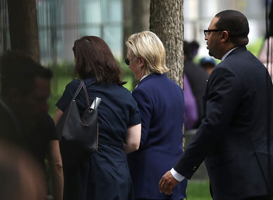 Hillary Clinton souffre d'une pneumonie, annule un déplacement en Californie