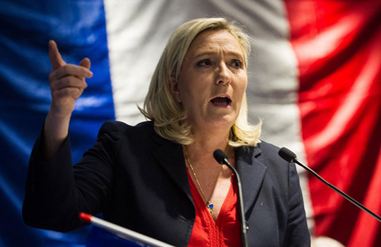 «Tout sauf Hillary Clinton», dit Marine Le Pen
