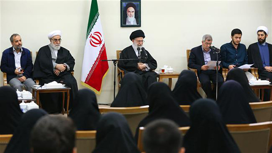 L’imam khameneï: l’Occident souffre d’un manque de spiritualité