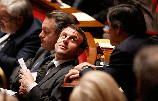 France 2017 : Le Pen, Fillon, Macron, trio de tête selon un sondage

