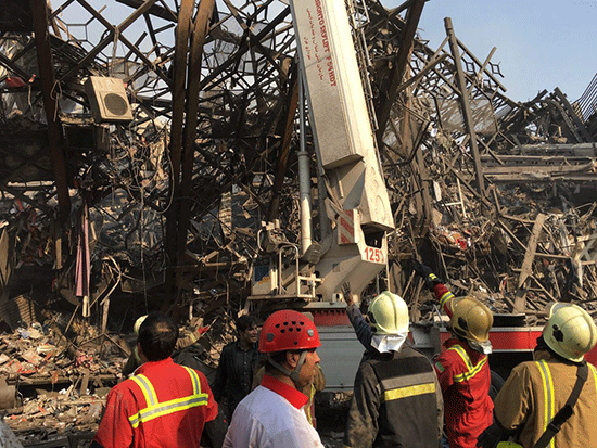 Téhéran: au moins 30 pompiers tués dans l’effondrement d’un immeuble

