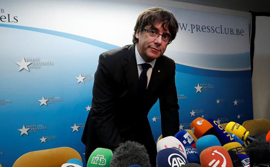 Crise en Catalogne: Puigdemont accuse Madrid d'avoir planifié une vague de violence.