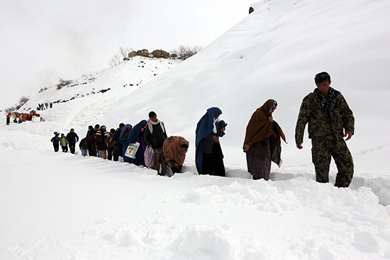 Le bilan des avalanches en Afghanistan atteint 191 morts.
