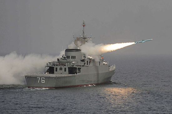 La marine militaire iranienne teste des missiles lors d’exercices dans le Golfe

