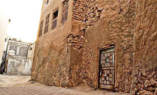 Le village natal du cheikh Nimr risque la démolition.
