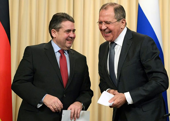 Lavrov ne prend pas son portable lors de négociations «sensibles» pour déjouer la CIA