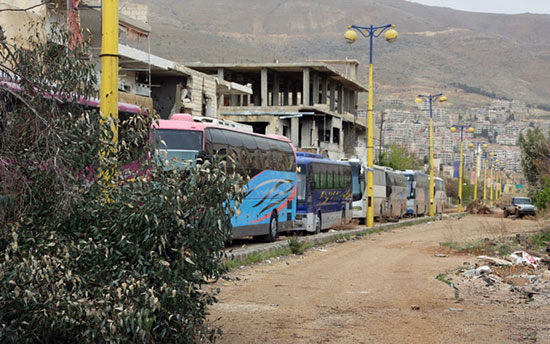 Syrie: l'évacuation de 4 villes assiégées a commencé