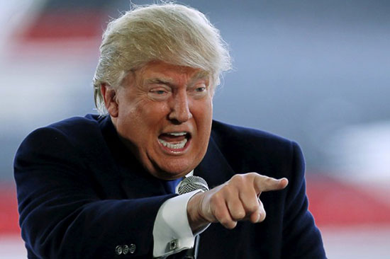 100 jours après l’investiture, Trump au plus bas et rejette la faute sur les médias