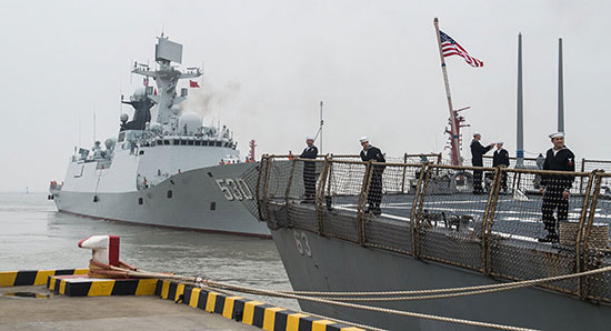 Washington dépêche un destroyer lance-missiles en mer de Chine méridionale