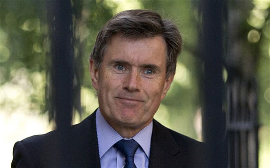 Pour l'ex-chef du MI6, Trump n'a «ni les compétences, ni l'expérience, ni l'instinct» d'un président