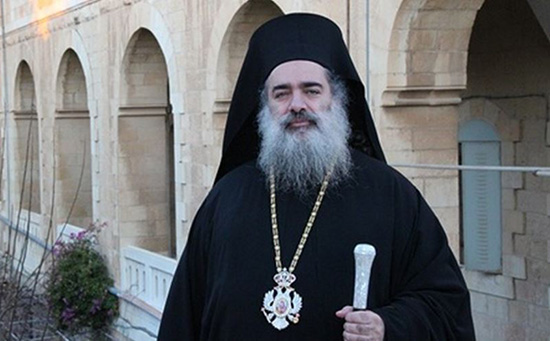 Solidarité avec les détenus: Le chef des archevêques de Sebastia en grève de la faim