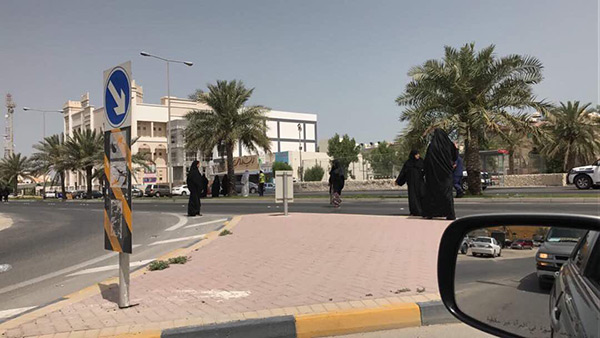 Bahreïn: Les forces du régime prennent d’assaut le village de Daraz, des manifestants y résistent