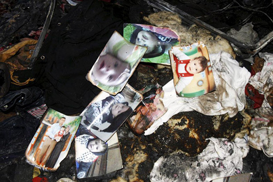 La famille d’un bébé palestinien brûlé vif porte plainte contre «Israël»