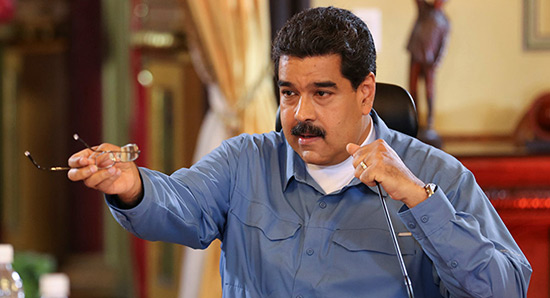 Venezuela: «Retire tes mains sales d’ici, Trump», lance Maduro.