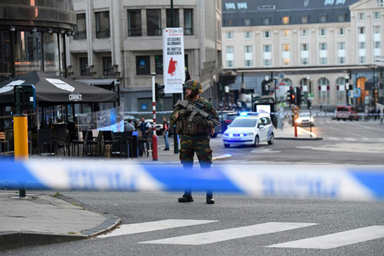 Attentat dans une gare de Bruxelles: l'auteur identifié, l’attaque «aurait pu être bien pire».