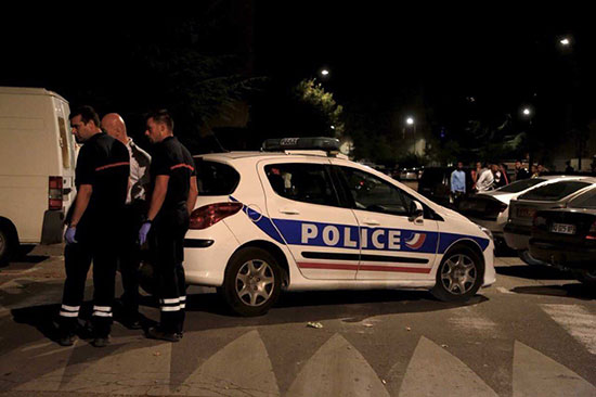 France: une fusillade fait 8 blessés devant une mosquée, la piste terroriste écartée