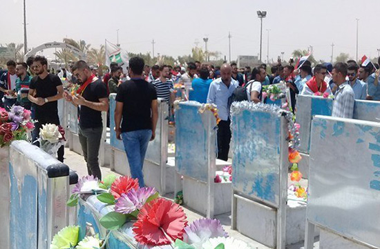 Des Irakiens honorent la mémoire de leurs concitoyens morts dans la lutte contre «Daech»
