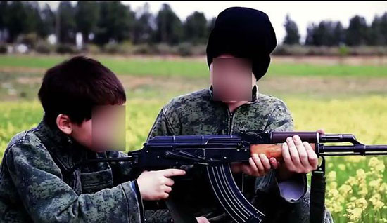 La moitié des mineurs français présents en Syrie et en Irak ont moins de cinq ans

