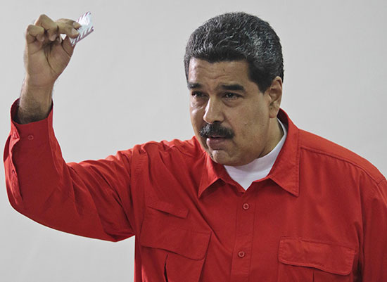 Maduro accuse Washington d’empêcher la livraison de médicaments au Venezuela