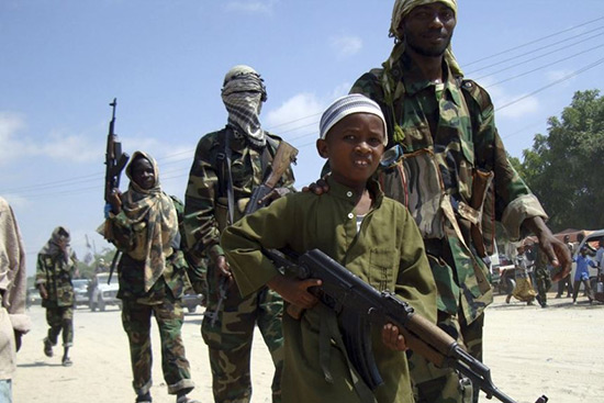 Somalie: l’armée libère 32 enfants recrutés par les «shebabs»