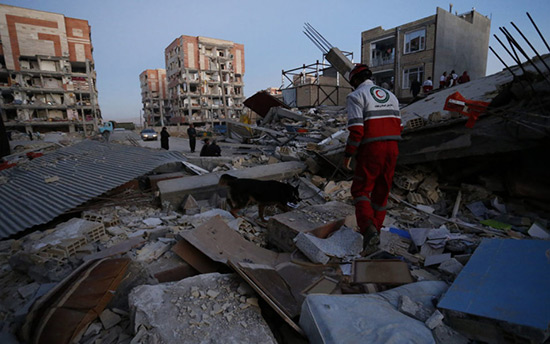 Trois séismes de magnitude modérée en Iran
