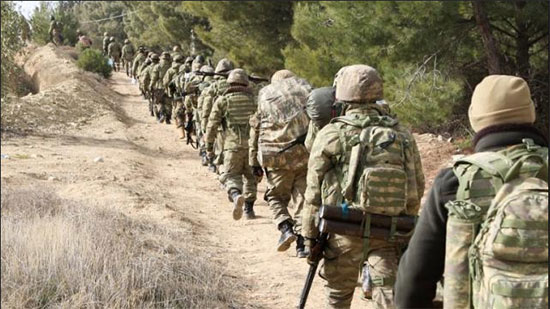 La Turquie bombarde les forces gouvernementales entrant dans la région d'Afrine