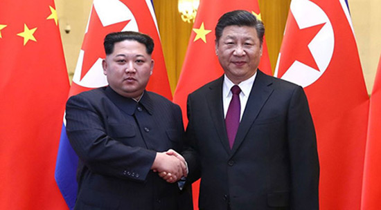 Kim Jong Un à Pékin pour sa première visite à l'étranger.