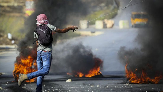 14e vendredi de colère: un martyr palestinien dans des heurts avec l’armée israélienne