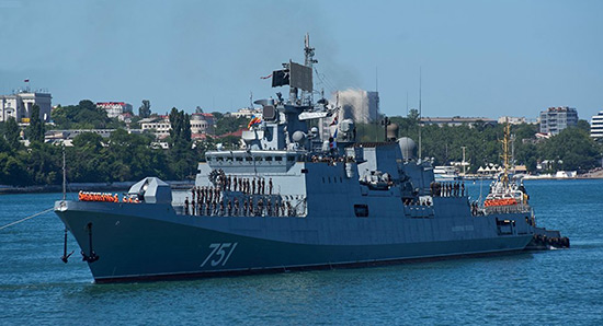 La frégate Amiral Essen met le cap sur la Méditerranée.