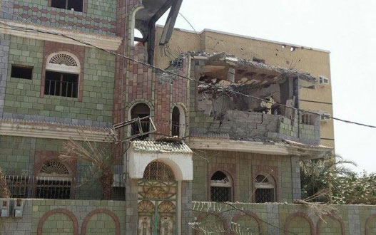 Yémen: l’Arabie vise un centre pour réfugiés à Hodeïda, au moins 14 martyrs


