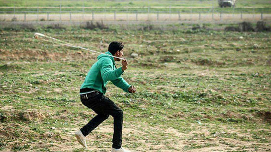 Gaza/Marche du retour: des milliers de Palestiniens près de la clôture, un martyr et 40 blessés


