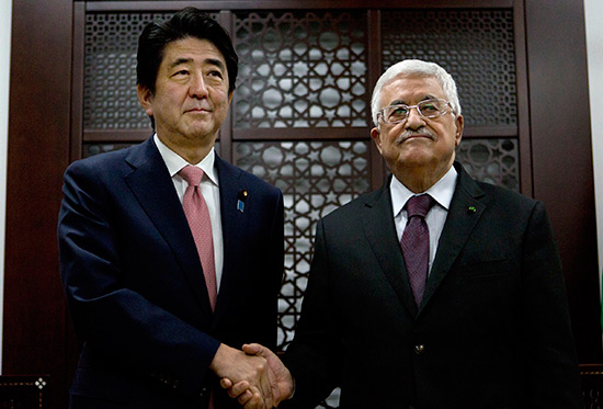 Abe contre le transfert d’ambassade du Japon à al-Qods