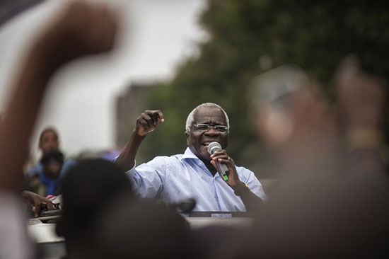 Au Mozambique, la mort du leader de l’opposition entrave les pourparlers de paix