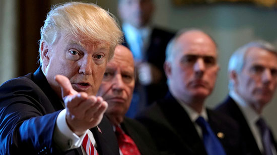 Donald Trump fait la promotion du port d'armes en évoquant les attentats de Paris