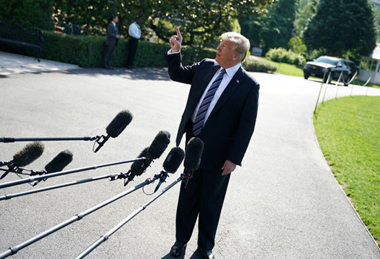 Trump évoque la possibilité du maintien du sommet avec Kim, plusieurs pays se réjouissent