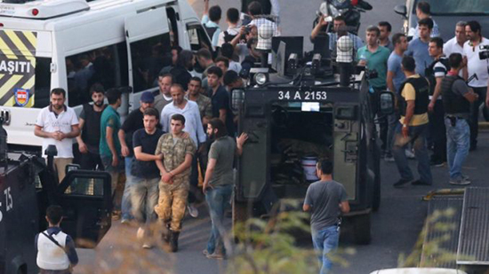 Turquie: 150 nouveaux soldats arrêtés en lien avec le putsch avorté