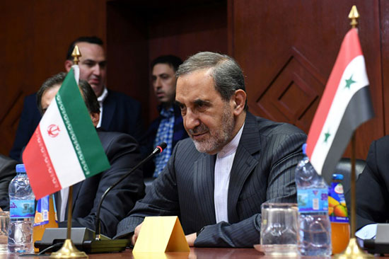 Accord sur le nucléaire: l’Iran «ne restera pas» si les USA en sortent (Velayati)


