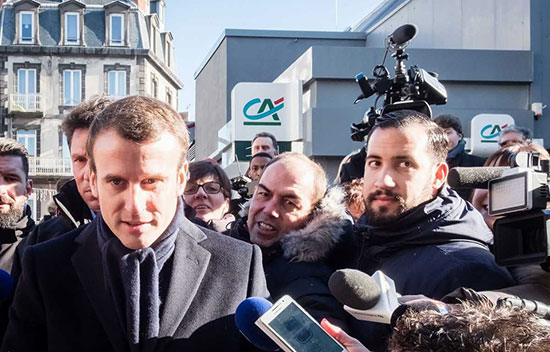 Affaire Benalla : les trois policiers suspendus placés en garde à vue