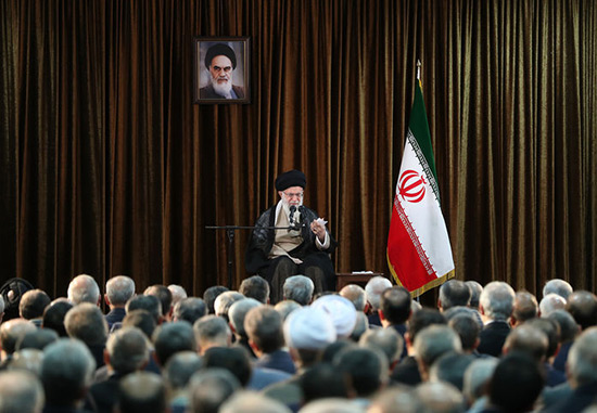 Sayed Khamenei: L’Iran ne sera jamais ami des États-Unis
