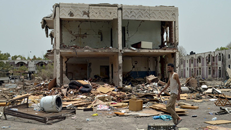 Yémen: HRW dénonce «un crime de guerre» à Mokha