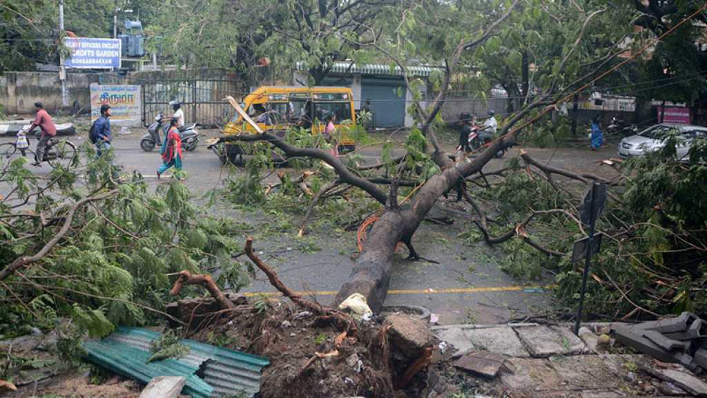 Inde: deux morts, 300.000 évacués face à un cyclone
