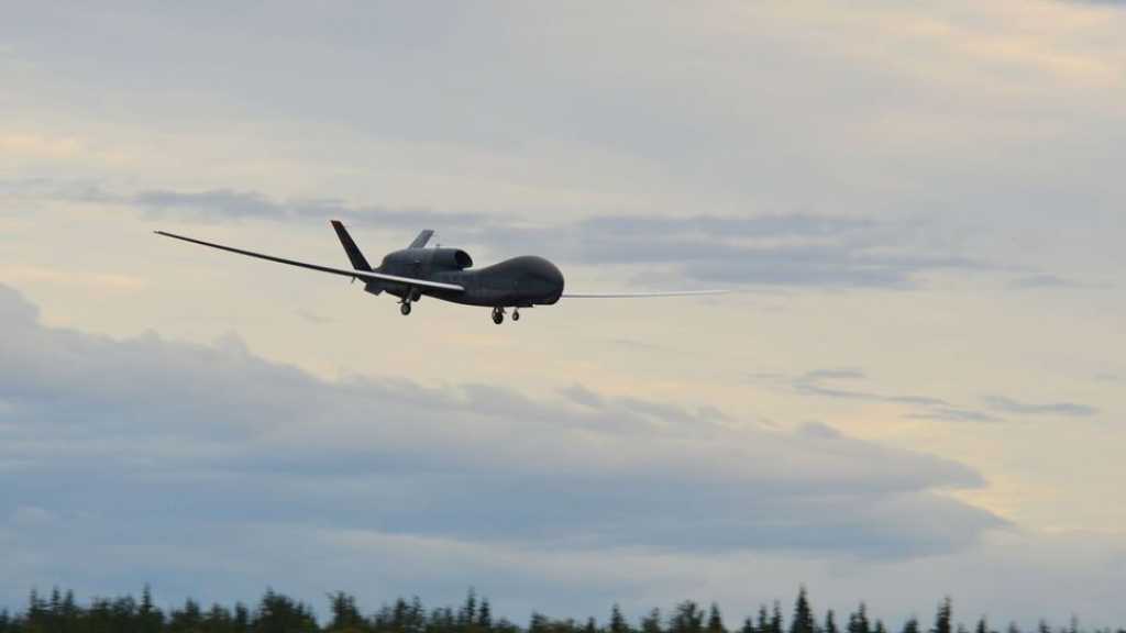 «Les USA pourraient avoir abattu un de leurs propres drones par erreur», dit l’Iran