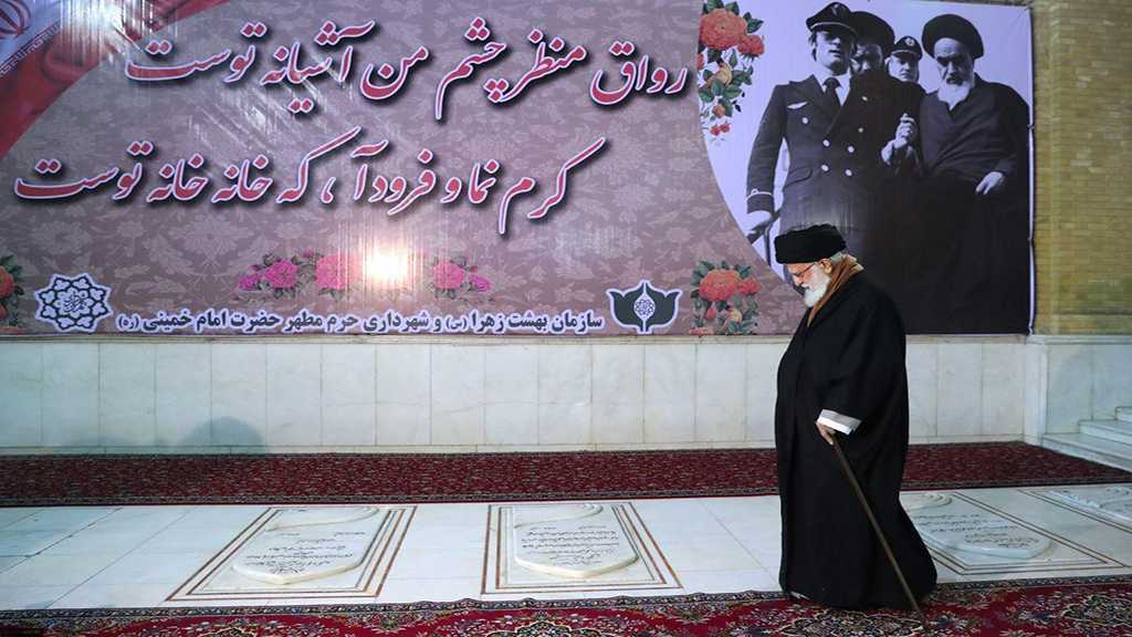 Les célébrations de la décade de l’aube débutent en Iran: sayed Khamenei visite le mausolée de l’imam Khomeiny