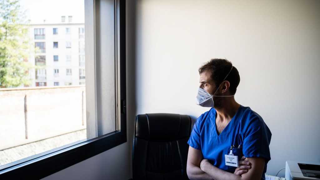 Coronavirus: la France dans sa 4e semaine de confinement, près de 9.000 morts