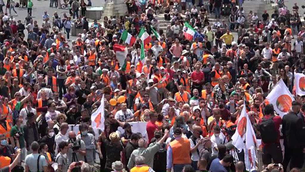 Des «Gilets oranges» anti-euro et «corona-sceptiques» manifestent en Italie